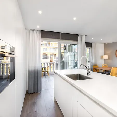 Vakantiehuis Paraiso B18 Penthouse Sea View & Sunny Terraces