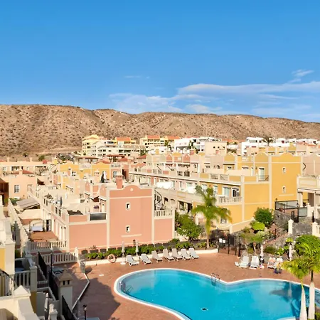 Paraiso B18 Penthouse Sea View & Sunny Terraces * Арона