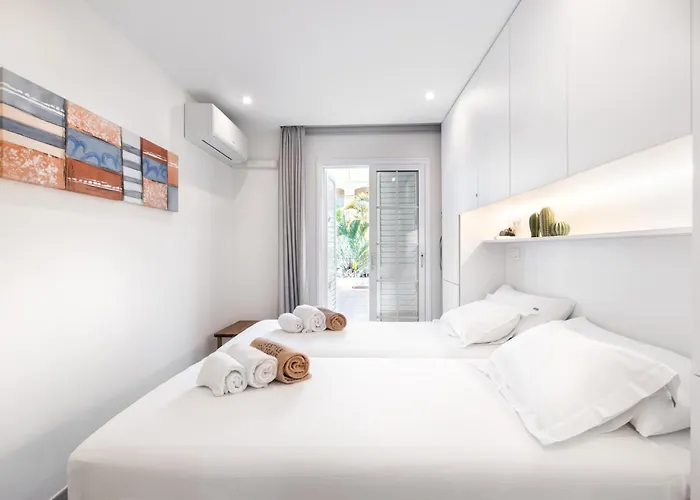 Paraiso B18 Penthouse Sea View & Sunny Terraces