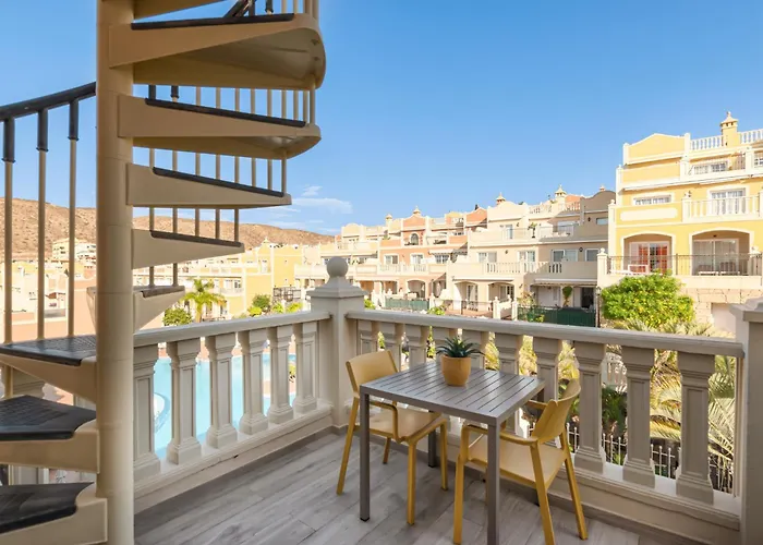 Paraiso B18 Penthouse Sea View & Sunny Terraces *